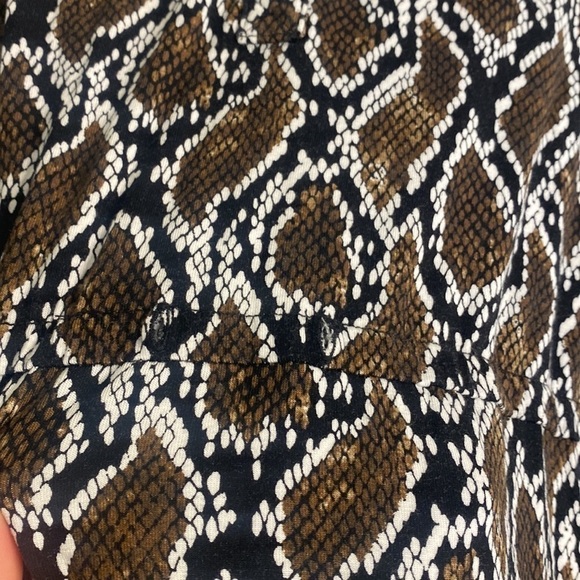 MICHAEL KORS SMALL SNAKESKIN DRESS WITH GOLD BUTTONS - Picture 5 of 6